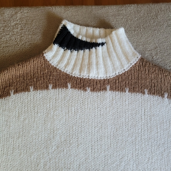 Lost In Lunar Helena Knit Turtleneck size  XS/2​ - Picture 6 of 14